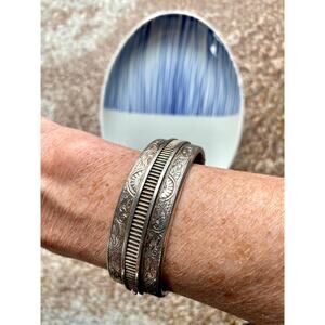 Antique English Sterling Silver Bracelet c1880 Aesthetic Design